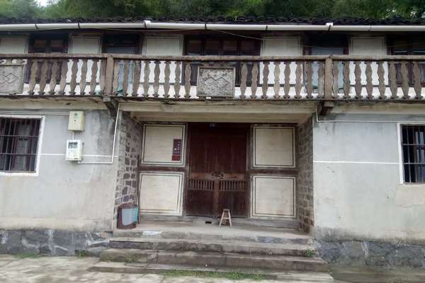 胡仁诗 (复制).jpg